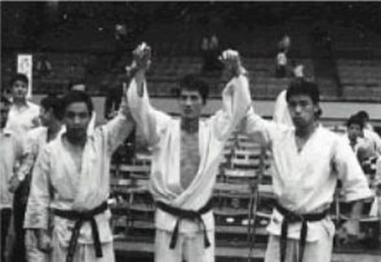 http://old.kyokushinkan.ru/i/media/oyama/Biography/31.jpg